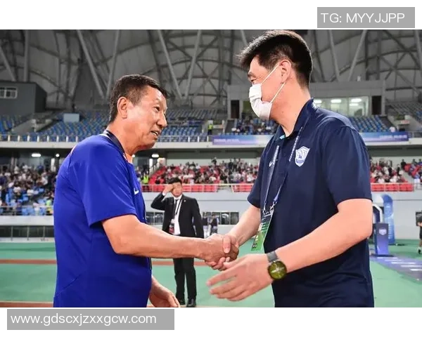 中国足球主帅谈归化球员计划暂时不扩展 将着眼于本土球员发展 中国足球主帅谈归化球员计划暂时不扩展 将着眼于本土球员发展